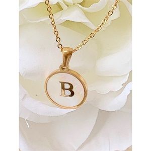 “B” Alphabet Latter Mother of Pearl Necklace